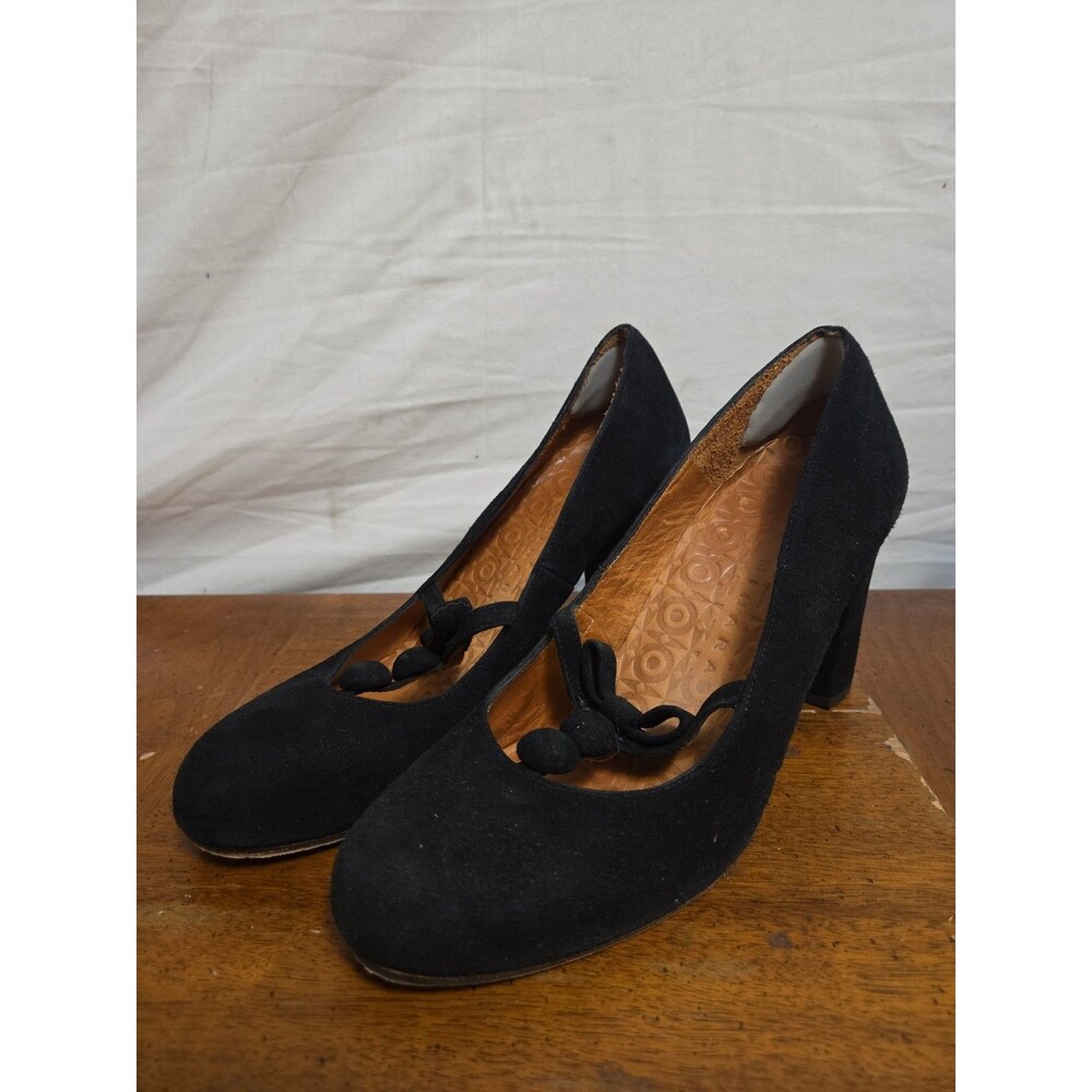 Chie Mihara Black Kassy Pumps 7.5 /38 Suede Bow Pom Pom Round Toe
